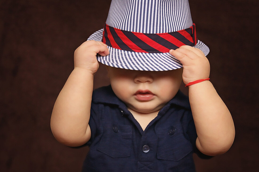 Online-Shopping hat den Einkauf von Babyartikeln, Decken, Kleidung und Accessoires in den letzten Jahren enorm erleichtert.