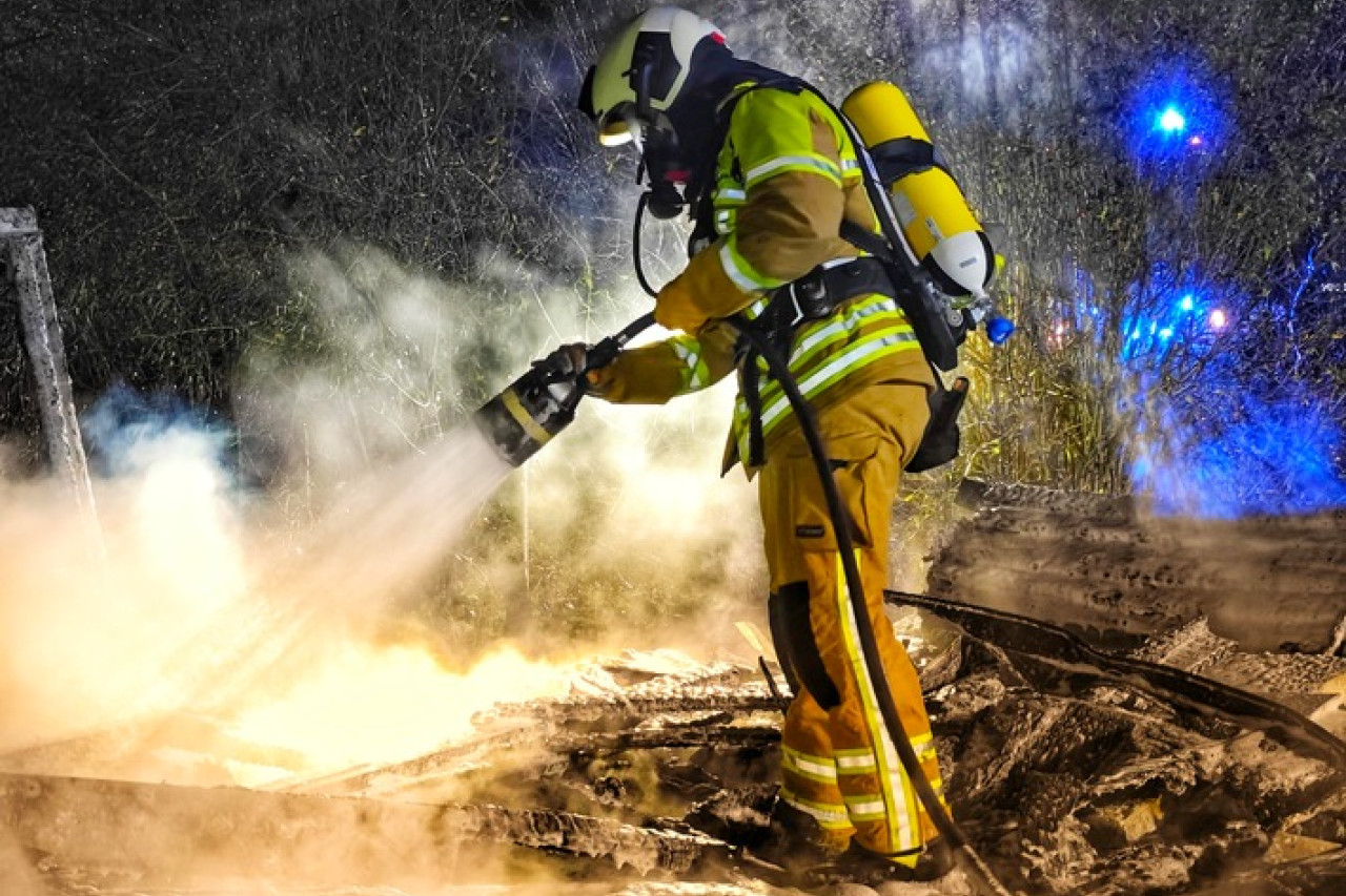 Feuerwehr Dresden kämpft gegen zahlreiche Brände am Neujahrstag!