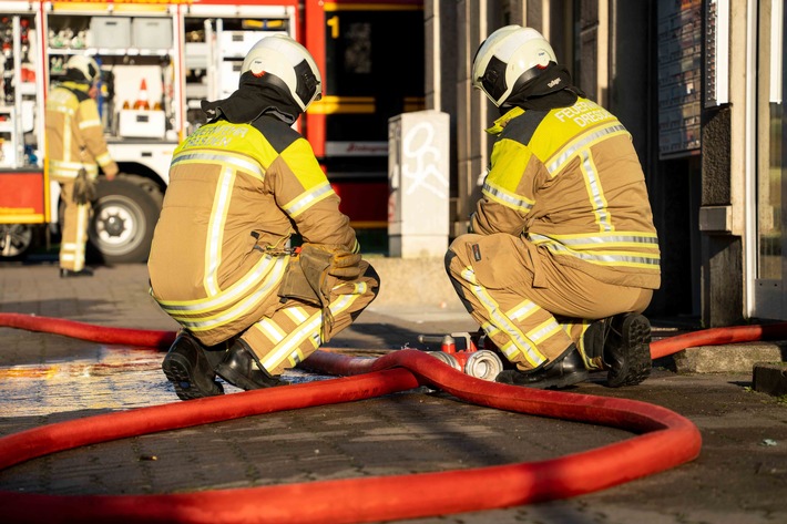 Brand in Klotzsche: Feuerwehr verhindert Schlimmeres – Bewohner gerettet!